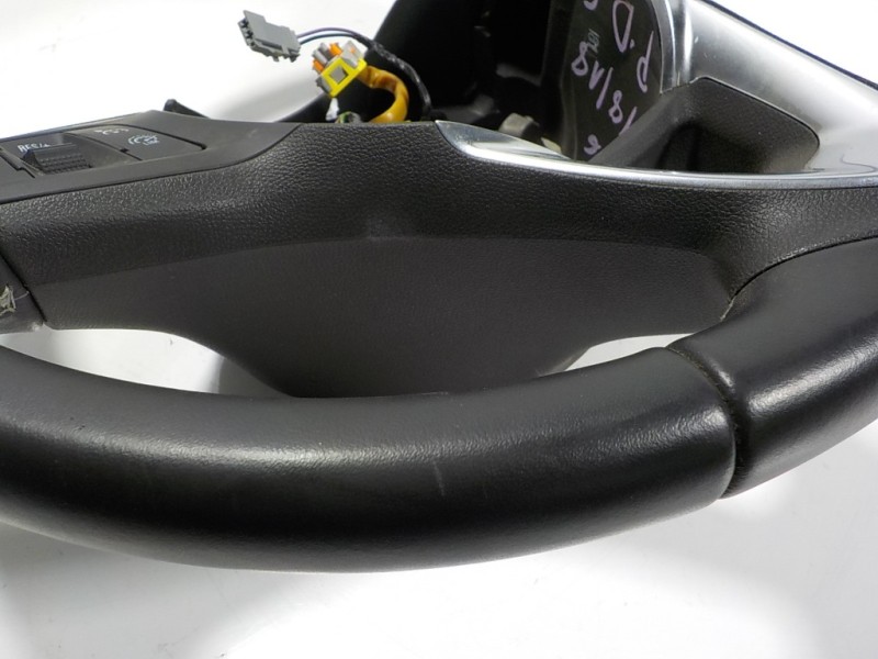 Recambio de volante para opel astra k lim. 5türig 1.0 12v referencia OEM IAM 39058749 39058749 