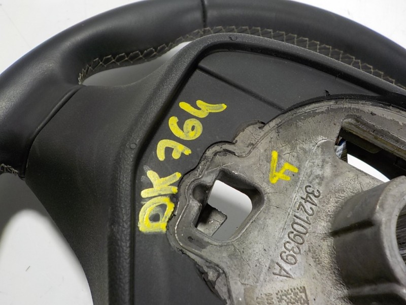 Recambio de volante para opel astra k lim. 5türig 1.0 12v referencia OEM IAM 39058749 39058749 