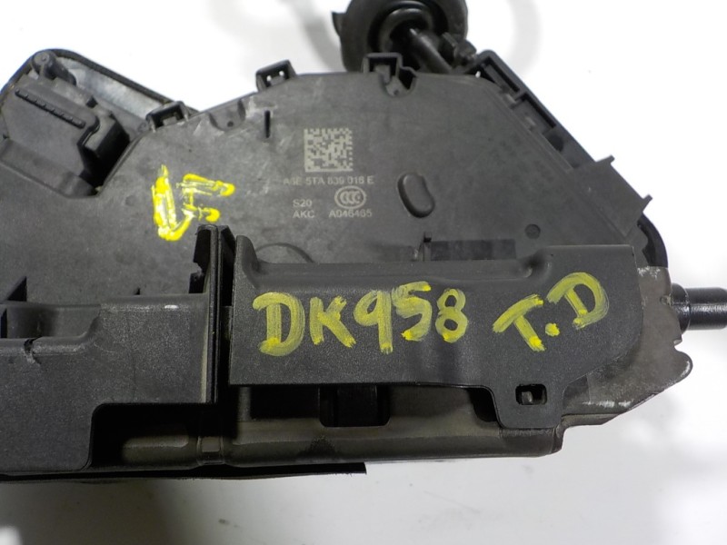 Recambio de cerradura puerta trasera derecha para seat arona 1.0 tsi referencia OEM IAM 5TA839016E A6E5TA839016E 