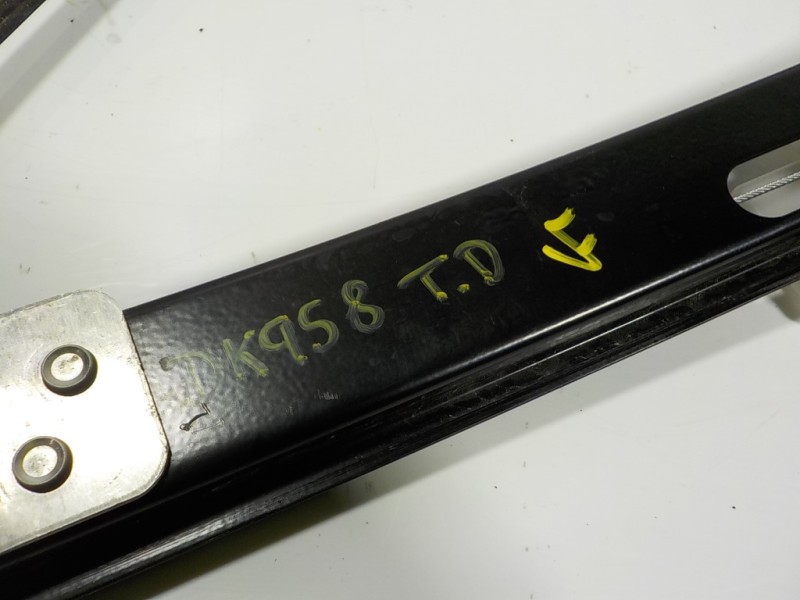 Recambio de elevalunas trasero derecho para seat arona 1.0 tsi referencia OEM IAM 6F0839462A 6F0839462A 