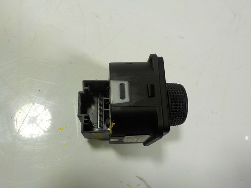 Recambio de mando retrovisor para seat arona 1.0 tsi referencia OEM IAM 6F0959565WHI 6F0959565 