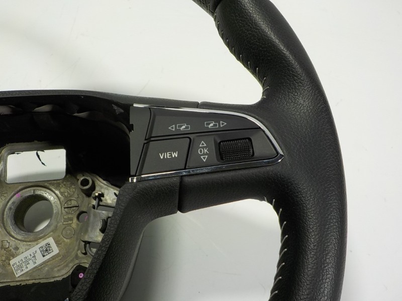 Recambio de volante para seat arona 1.0 tsi referencia OEM IAM 6F0419091BQJF 6F0419091B 