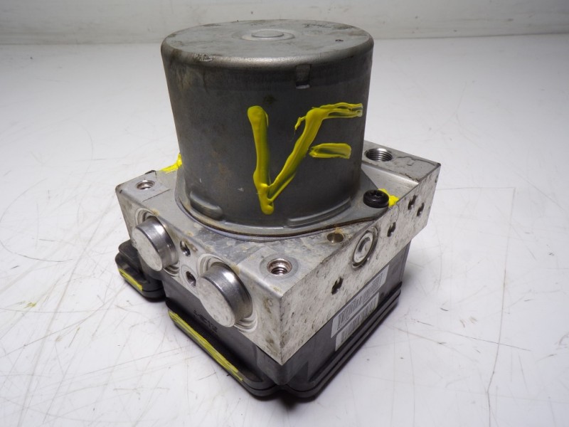 Recambio de abs para hyundai i20 1.2 16v cat referencia OEM IAM 58920C8250 58900C8250 