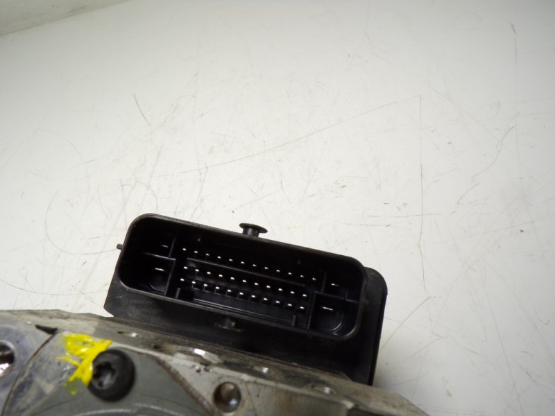 Recambio de abs para hyundai i20 1.2 16v cat referencia OEM IAM 58920C8250 58900C8250 