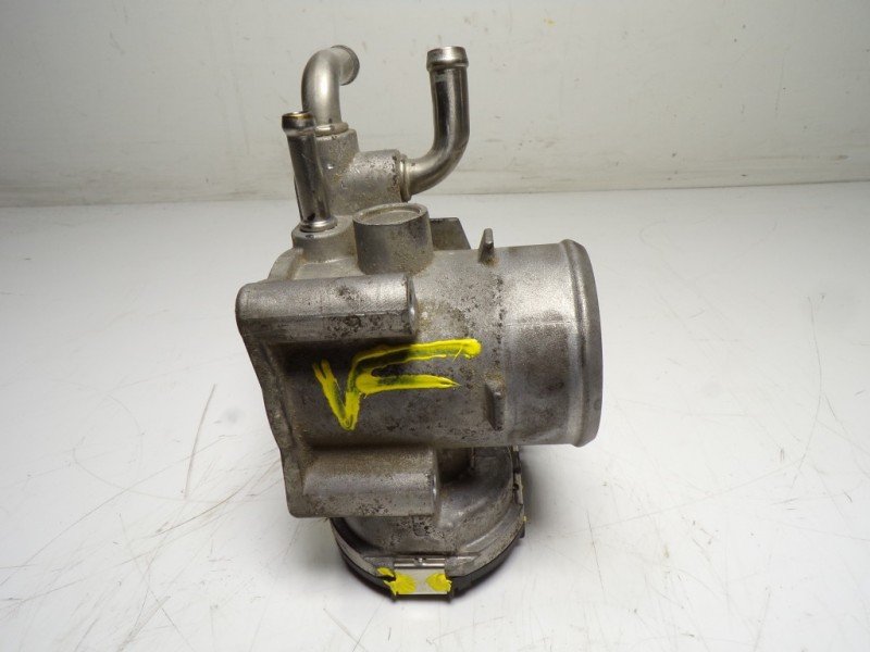 Recambio de caja mariposa para hyundai i20 1.2 16v cat referencia OEM IAM 3510004700 3510004700 