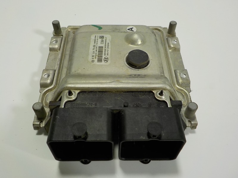 Recambio de centralita motor uce para hyundai i20 1.2 16v cat referencia OEM IAM 391F203GA0 391F203GA0 