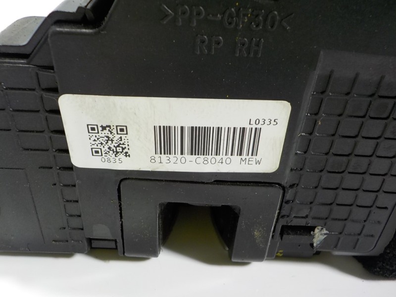 Recambio de cerradura puerta delantera derecha para hyundai i20 1.2 16v cat referencia OEM IAM 81320C8040 81320C8040 