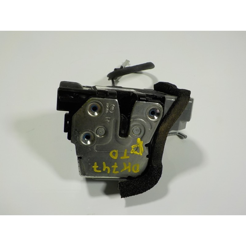 Recambio de cerradura puerta trasera derecha para hyundai i20 1.2 16v cat referencia OEM IAM 81420C8020 81420C8020 