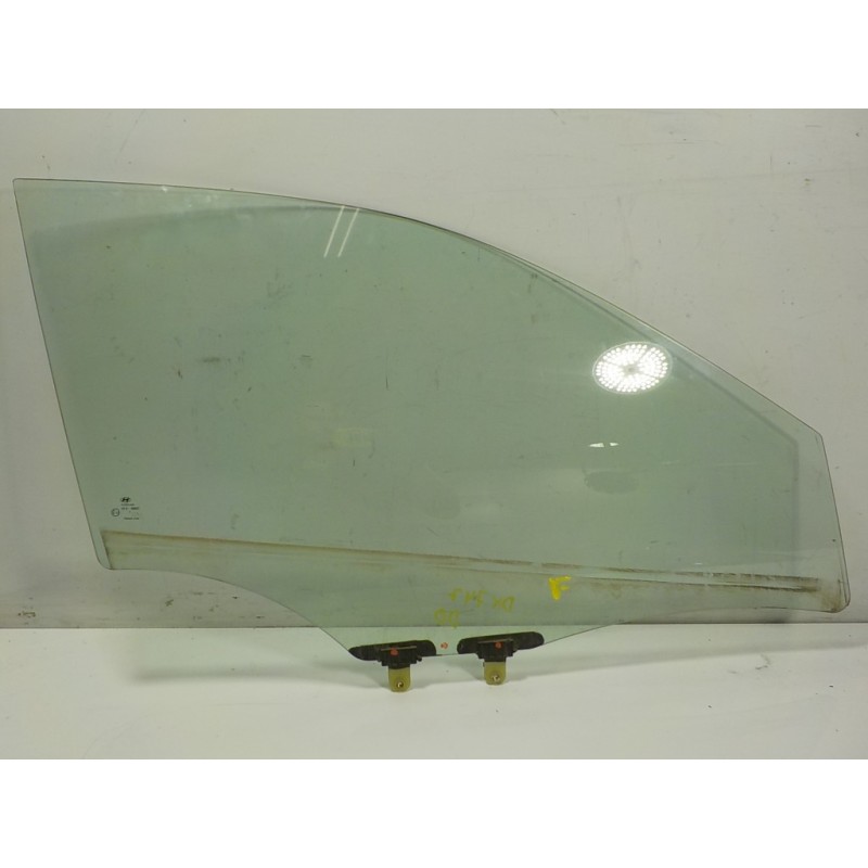 Recambio de cristal puerta delantero derecho para hyundai i20 1.2 16v cat referencia OEM IAM 82420C8010  