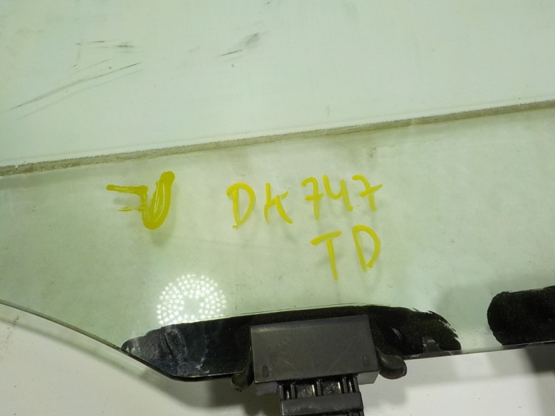 Recambio de cristal puerta trasero derecho para hyundai i20 1.2 16v cat referencia OEM IAM   