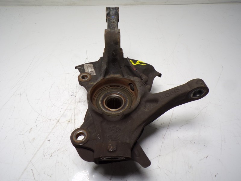 Recambio de mangueta delantera derecha para hyundai i20 1.2 16v cat referencia OEM IAM 51716C8000  517501S000