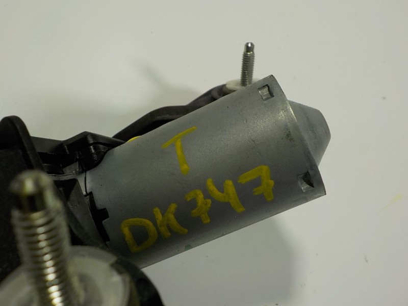 Recambio de motor limpia trasero para hyundai i20 1.2 16v cat referencia OEM IAM 98700C8000 98700C8000 