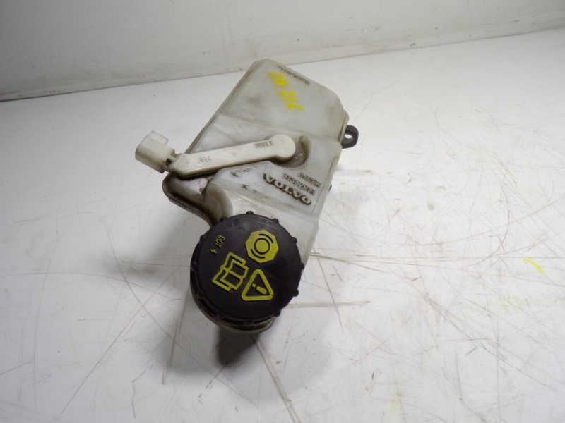 Recambio de bomba freno para volvo v40 cross country 1.6 diesel cat referencia OEM IAM 36011311 31362931 