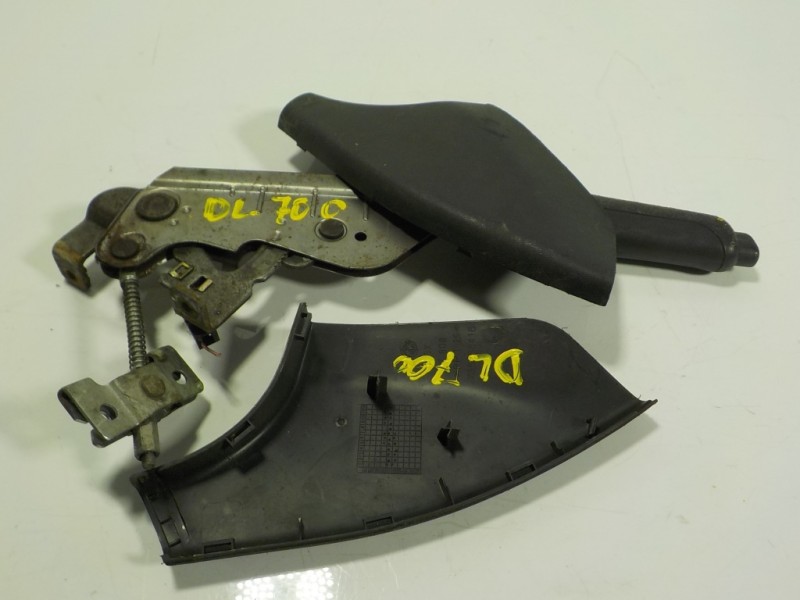 Recambio de caudalimetro para volvo v40 cross country 1.6 diesel cat referencia OEM IAM 31251735 7M5112B579 