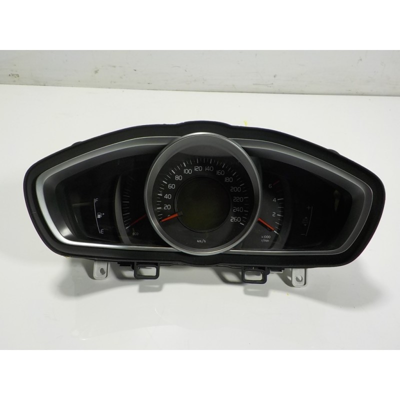 Recambio de cuadro instrumentos para volvo v40 cross country 1.6 diesel cat referencia OEM IAM 36011338 31412873 