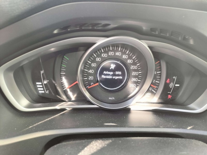 Recambio de cuadro instrumentos para volvo v40 cross country 1.6 diesel cat referencia OEM IAM 36011338 31412873 