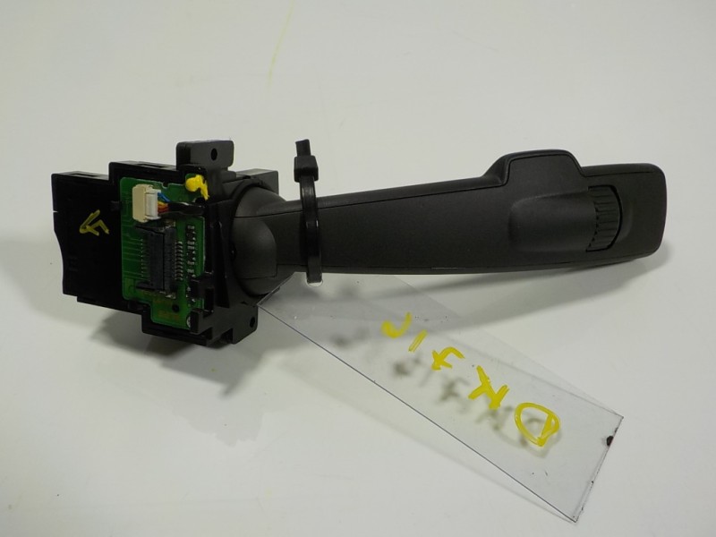 Recambio de mando intermitentes para volvo v40 cross country 1.6 diesel cat referencia OEM IAM 31394001 31394001 