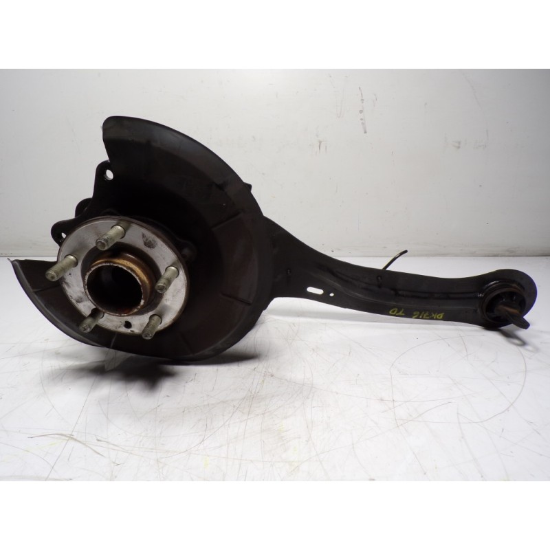 Recambio de mangueta trasera derecha para volvo v40 cross country 1.6 diesel cat referencia OEM IAM 31360695  31406755