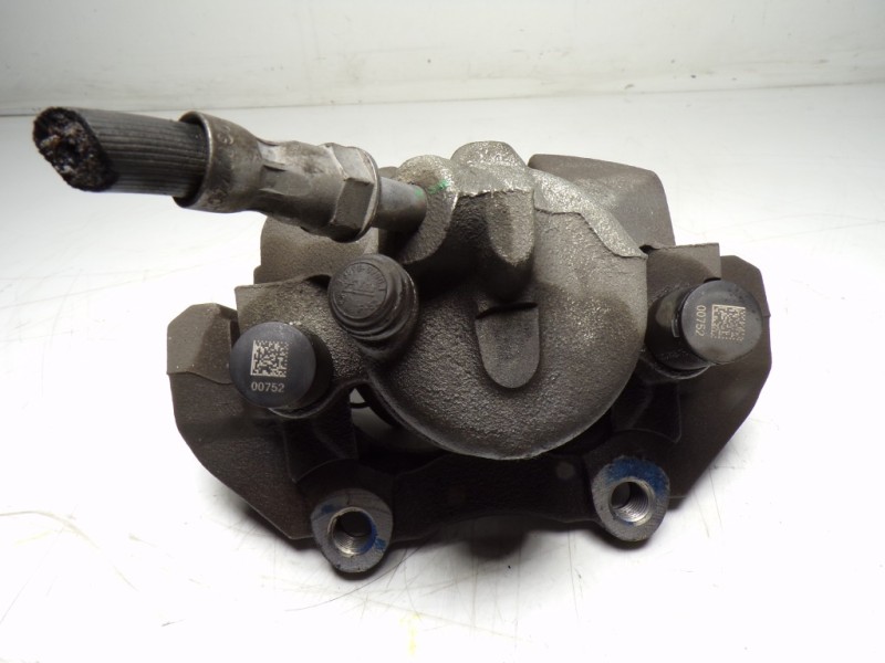 Recambio de pinza freno delantera izquierda para volvo v40 cross country 1.6 diesel cat referencia OEM IAM 36000484  