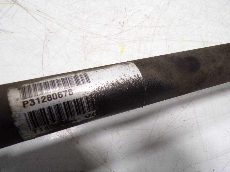 Recambio de transmision derecha para volvo v40 cross country 1.6 diesel cat referencia OEM IAM 36000680 P31280678 