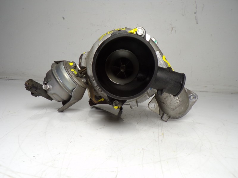 Recambio de turbocompresor para volvo v40 cross country 1.6 diesel cat referencia OEM IAM 36010147 968612068006 