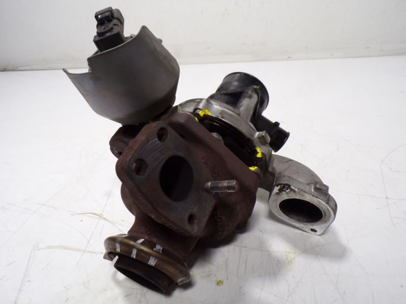 Recambio de turbocompresor para volvo v40 cross country 1.6 diesel cat referencia OEM IAM 36010147 968612068006 