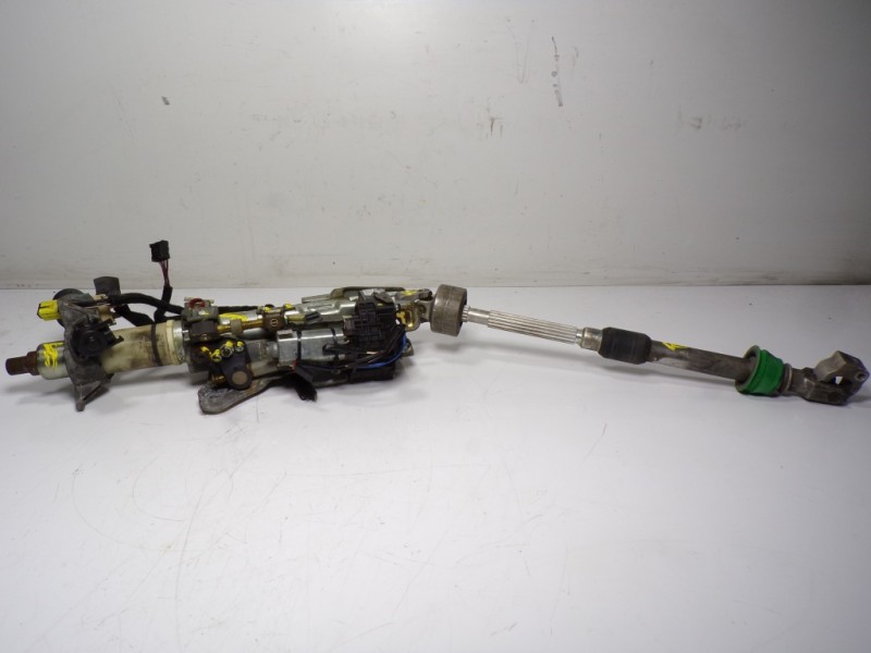 Recambio de columna direccion para bmw serie 5 berlina (e60) 3.0 turbodiesel cat referencia OEM IAM 32306770712 6765864 