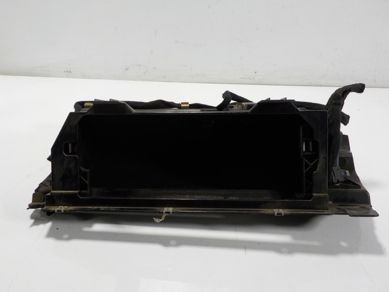 Recambio de guantera para bmw serie 5 berlina (e60) 3.0 turbodiesel cat referencia OEM IAM 51169132605 7034080 