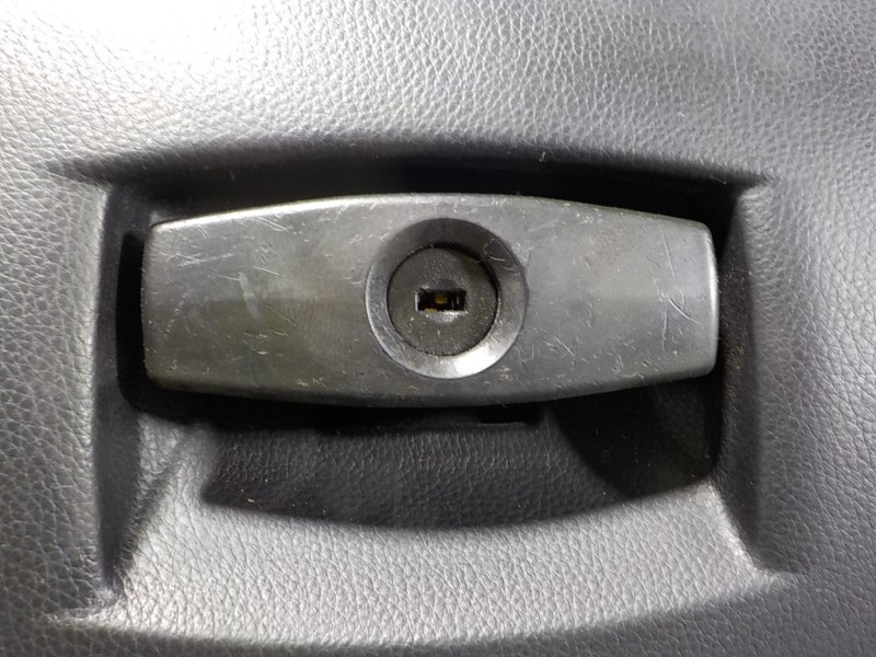 Recambio de guantera para bmw serie 5 berlina (e60) 3.0 turbodiesel cat referencia OEM IAM 51169132605 7034080 