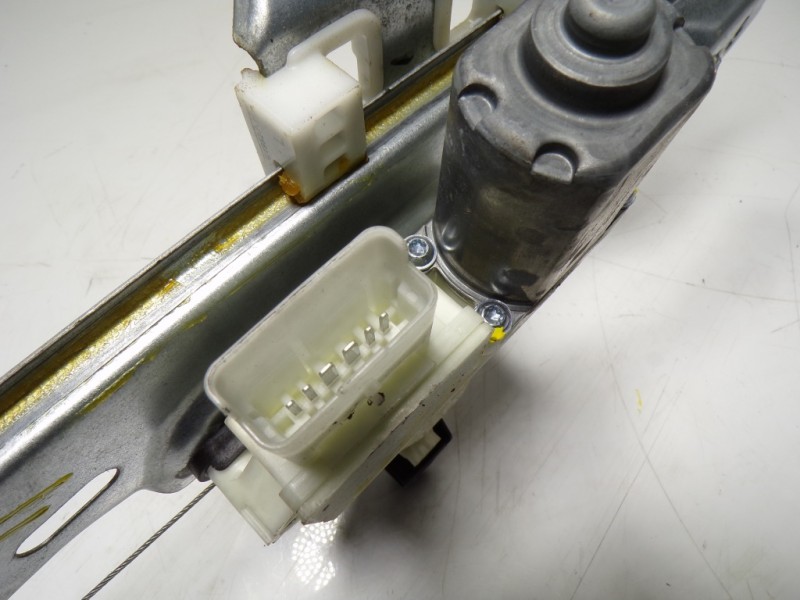 Recambio de elevalunas trasero izquierdo para nissan qashqai (j11) 1.2 16v cat referencia OEM IAM 82301HV00A 82701HV00C 