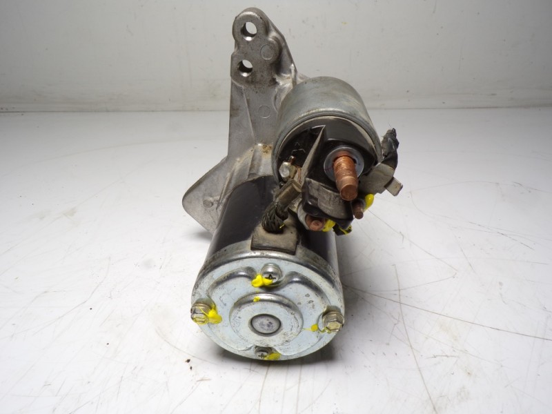 Recambio de motor arranque para nissan qashqai (j11) 1.2 16v cat referencia OEM IAM 2330000Q4B 233004979R 