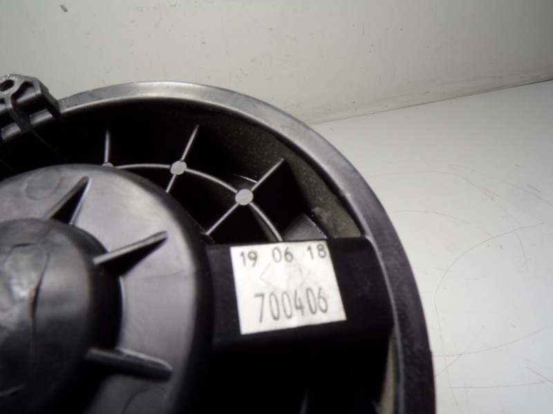 Recambio de motor calefaccion para nissan qashqai (j11) 1.2 16v cat referencia OEM IAM 272264EM0A 700406 