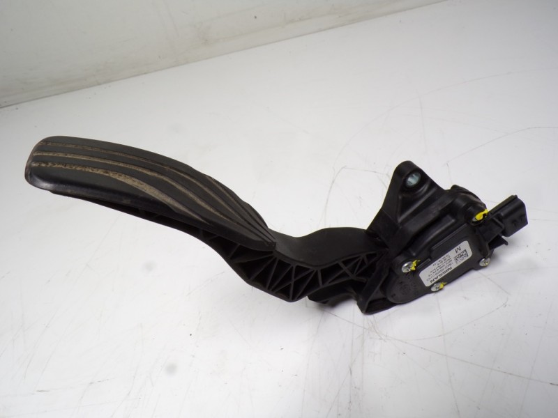 Recambio de potenciometro pedal para nissan qashqai (j11) 1.2 16v cat referencia OEM IAM 180024BA0B 180024BA0B 