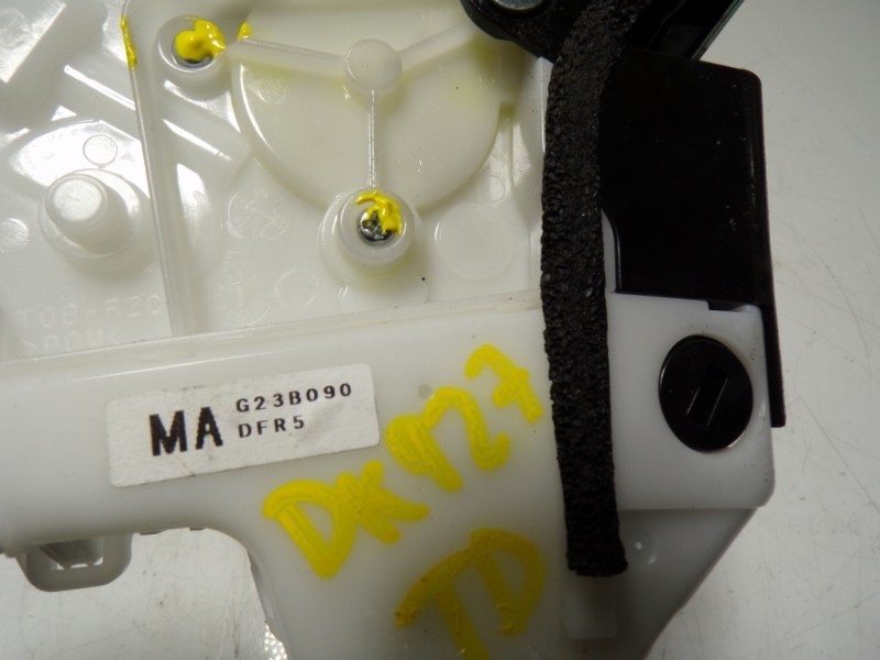 Recambio de cerradura puerta trasera derecha para mazda cx-30 1.8 diesel referencia OEM IAM  G23B090 