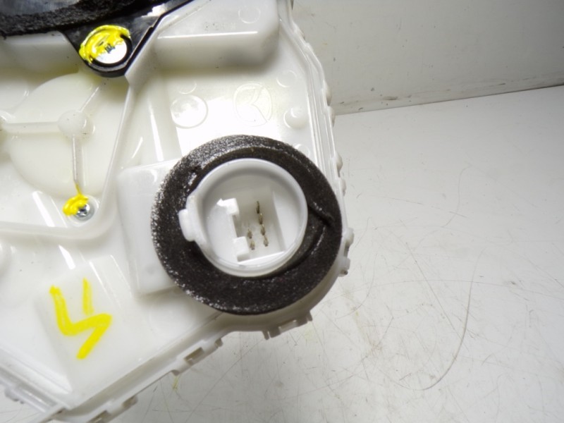 Recambio de cerradura puerta trasera izquierda para mazda cx-30 1.8 diesel referencia OEM IAM  G23A101 