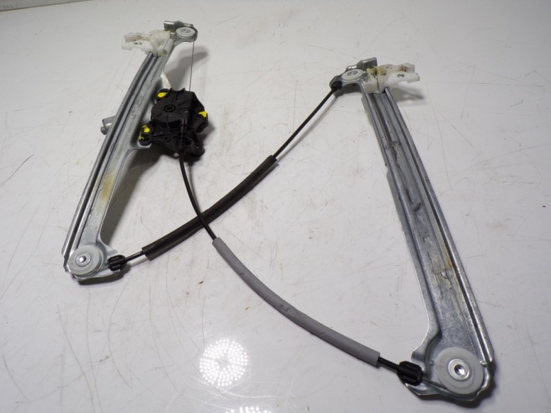 Recambio de elevalunas delantero derecho para mazda cx-30 1.8 diesel referencia OEM IAM  CR01525F 