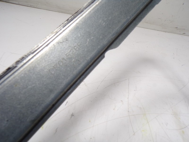 Recambio de elevalunas delantero izquierdo para mazda cx-30 1.8 diesel referencia OEM IAM  CR01544FA 