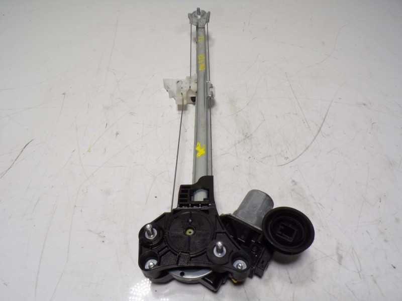 Recambio de elevalunas trasero izquierdo para mazda cx-30 1.8 diesel referencia OEM IAM  BCJH7358X 