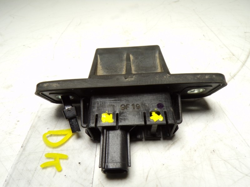 Recambio de maneta porton para mazda cx-30 1.8 diesel referencia OEM IAM   