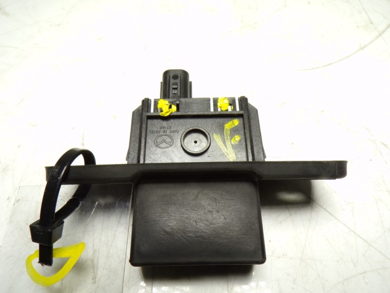 Recambio de maneta porton para mazda cx-30 1.8 diesel referencia OEM IAM   