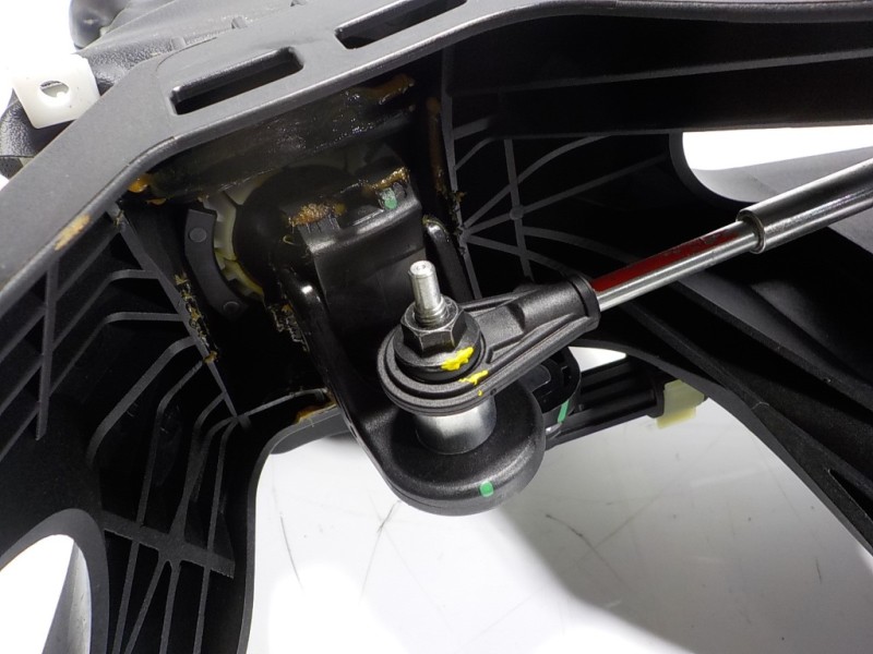 Recambio de palanca cambio para mazda cx-30 1.8 diesel referencia OEM IAM  DFR546100 