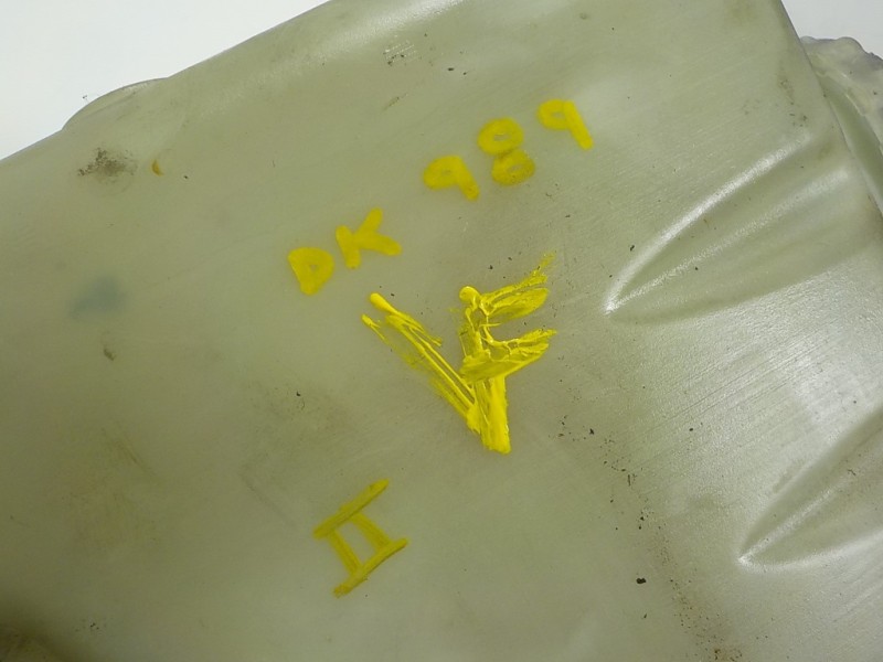 Recambio de deposito limpia para mercedes-benz clase cls (w219) 3.0 cdi cat referencia OEM IAM A2118690120 2118601460 