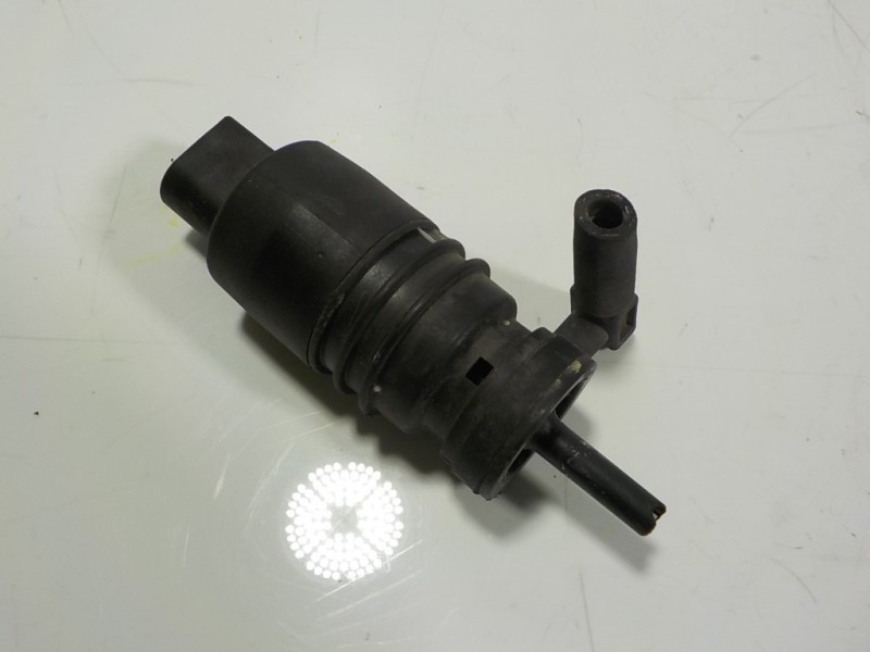 Recambio de bomba limpia para mercedes-benz clase cls (w219) 3.0 cdi cat referencia OEM IAM A2108690821  
