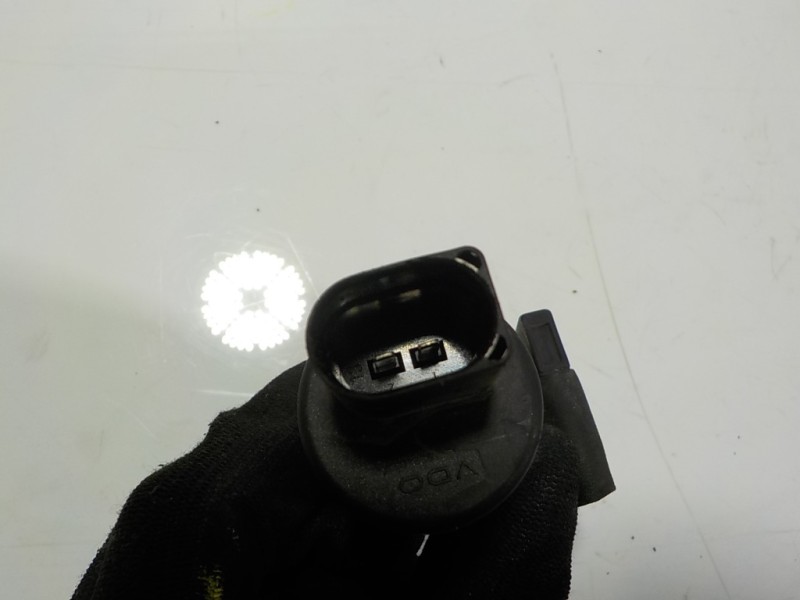 Recambio de bomba limpia para mercedes-benz clase cls (w219) 3.0 cdi cat referencia OEM IAM A2108690821  