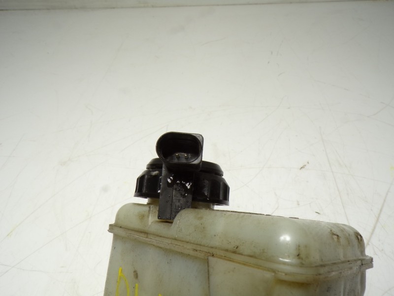 Recambio de bomba freno para skoda yeti 1.2 tsi referencia OEM IAM 1K1614019K 1K1611301D 