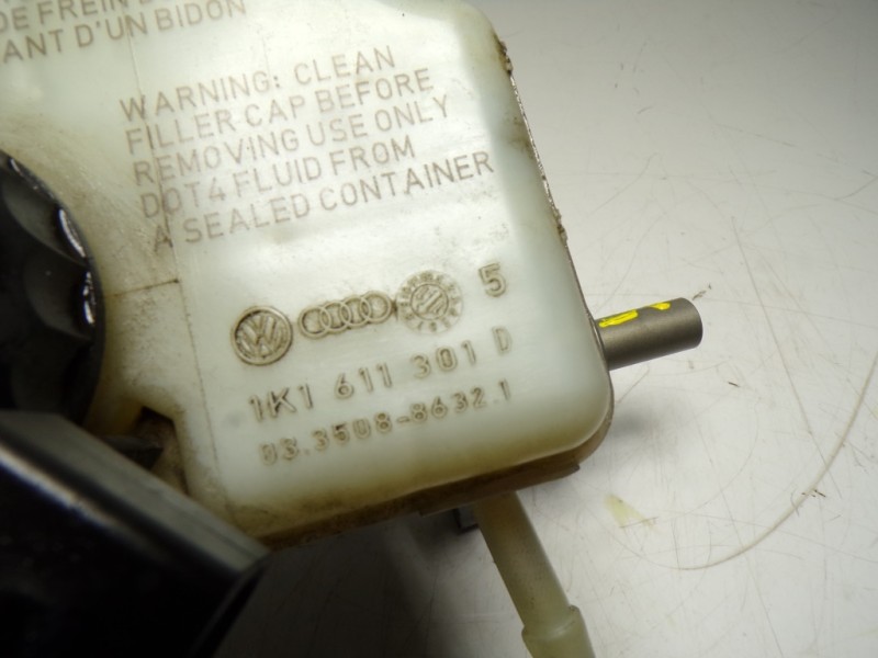 Recambio de bomba freno para skoda yeti 1.2 tsi referencia OEM IAM 1K1614019K 1K1611301D 