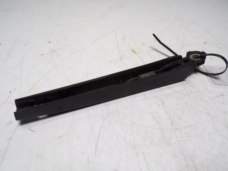 Recambio de brazo limpia trasero para skoda yeti 1.2 tsi referencia OEM IAM 5L6955707  