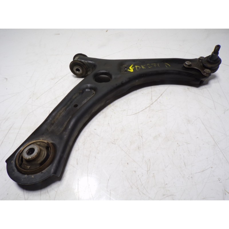 Recambio de brazo suspension inferior delantero derecho para skoda yeti 1.2 tsi referencia OEM IAM 1K0407152BG  