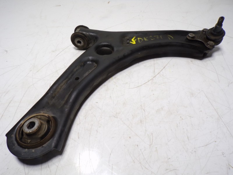 Recambio de brazo suspension inferior delantero derecho para skoda yeti 1.2 tsi referencia OEM IAM 1K0407152BG  