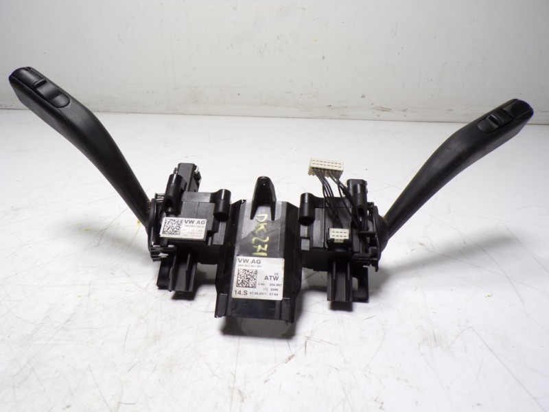 Recambio de mando intermitentes para skoda yeti 1.2 tsi referencia OEM IAM 5K0953502M9B9 5K0953521BN 